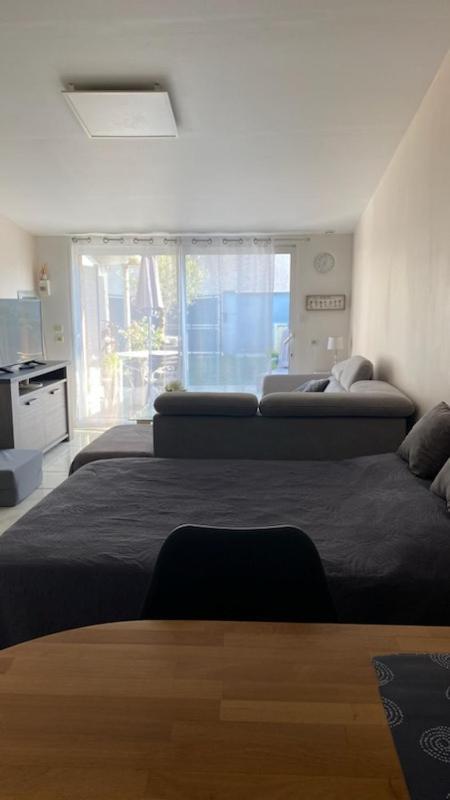 Apartmán Chez Sabine Et Pascal Meyzieu Exteriér fotografie